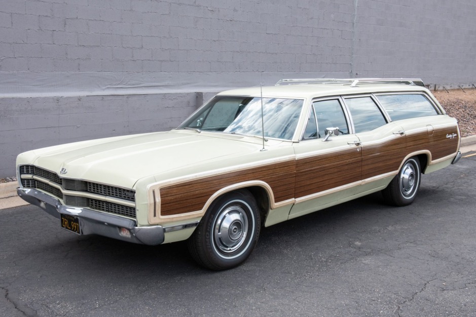 1969 Ford LTD Country Squire 9J76Y181648 Hagerty Valuation Tools